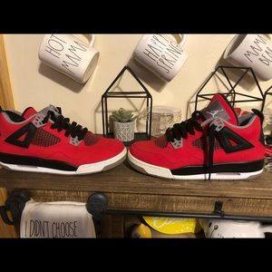 Jordan Retro 4 Toros